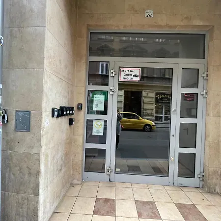 Akacfa26 - Free Parking Self Chkn דירה בודפשט